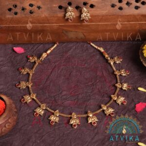 Antique Leaf Motif Necklace Set with Pink Stone Accents